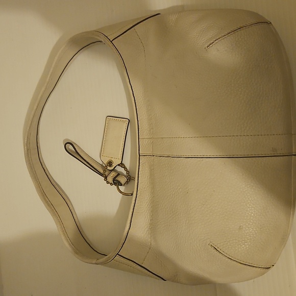 Coach RARE N0 11611 Y2K White Leather Ergo Zip Hobo Shoulder Bag - Picture 5 of 9